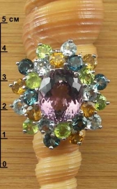 Кольцо с аметистом, топазом, цитрином и хризолитом п09657-0121-175